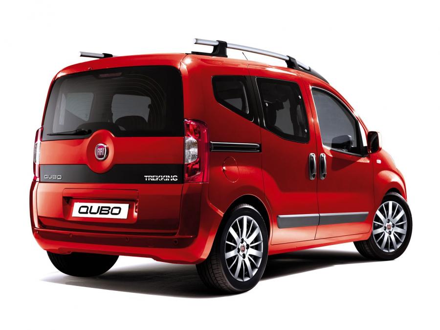  Fiat Qubo Trekking 2009 года  (фото 9 из 16)
